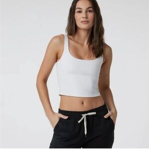 Vuori Women’s White Daily Crop Tank Large